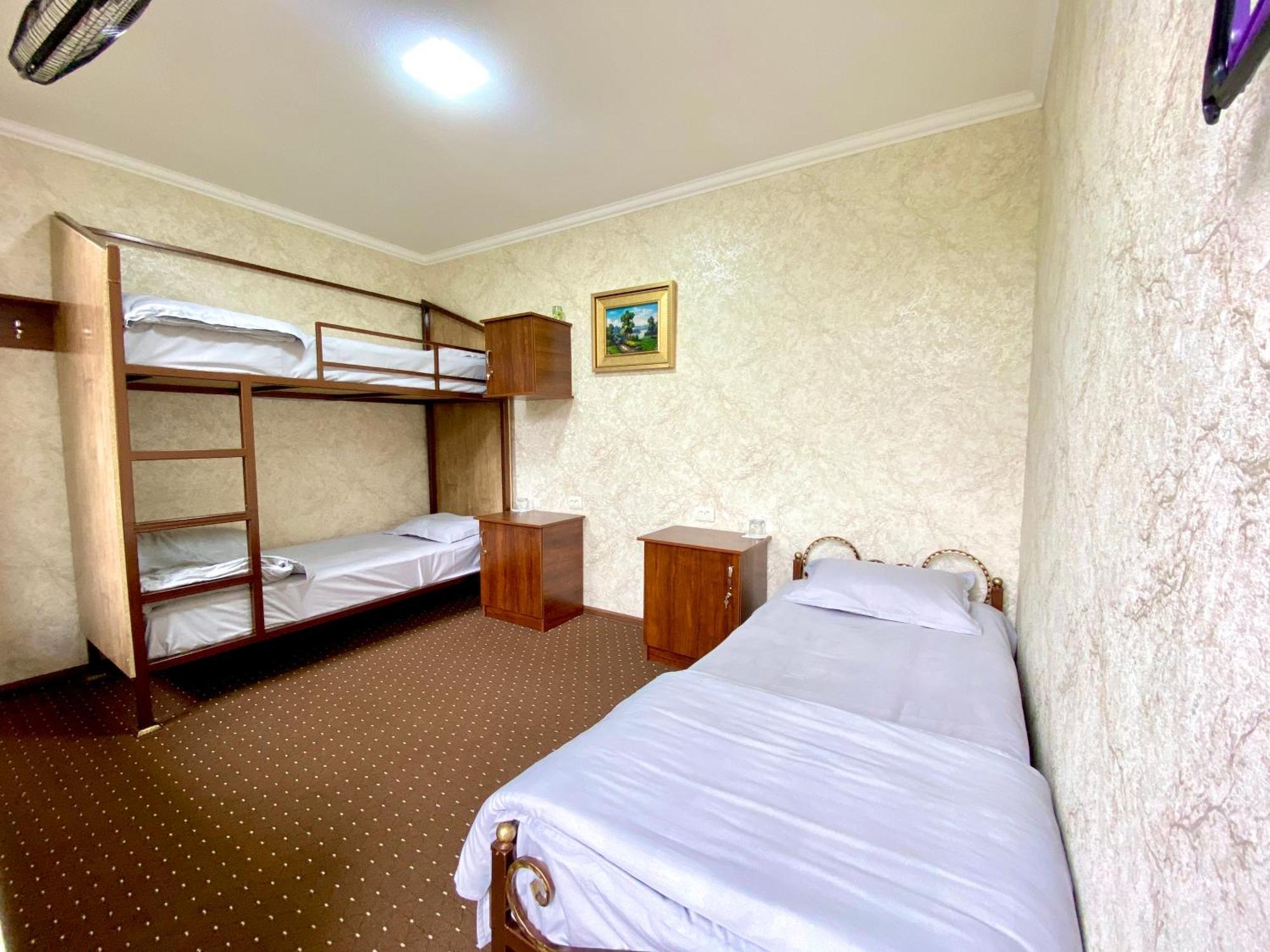 Evergreen Guesthouse Marghilon Exterior foto