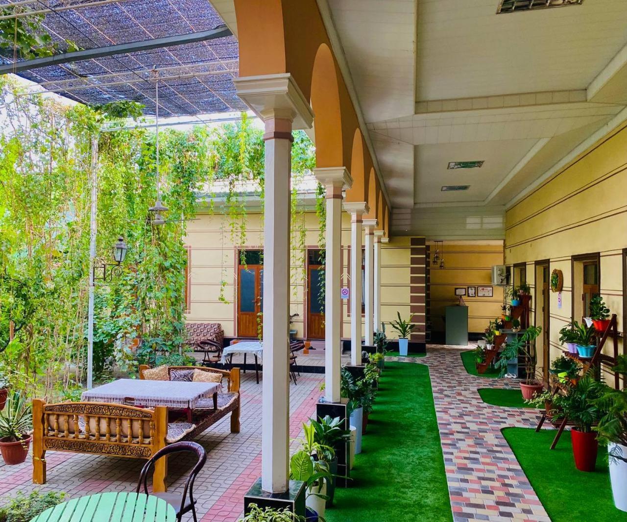 Evergreen Guesthouse Marghilon Exterior foto
